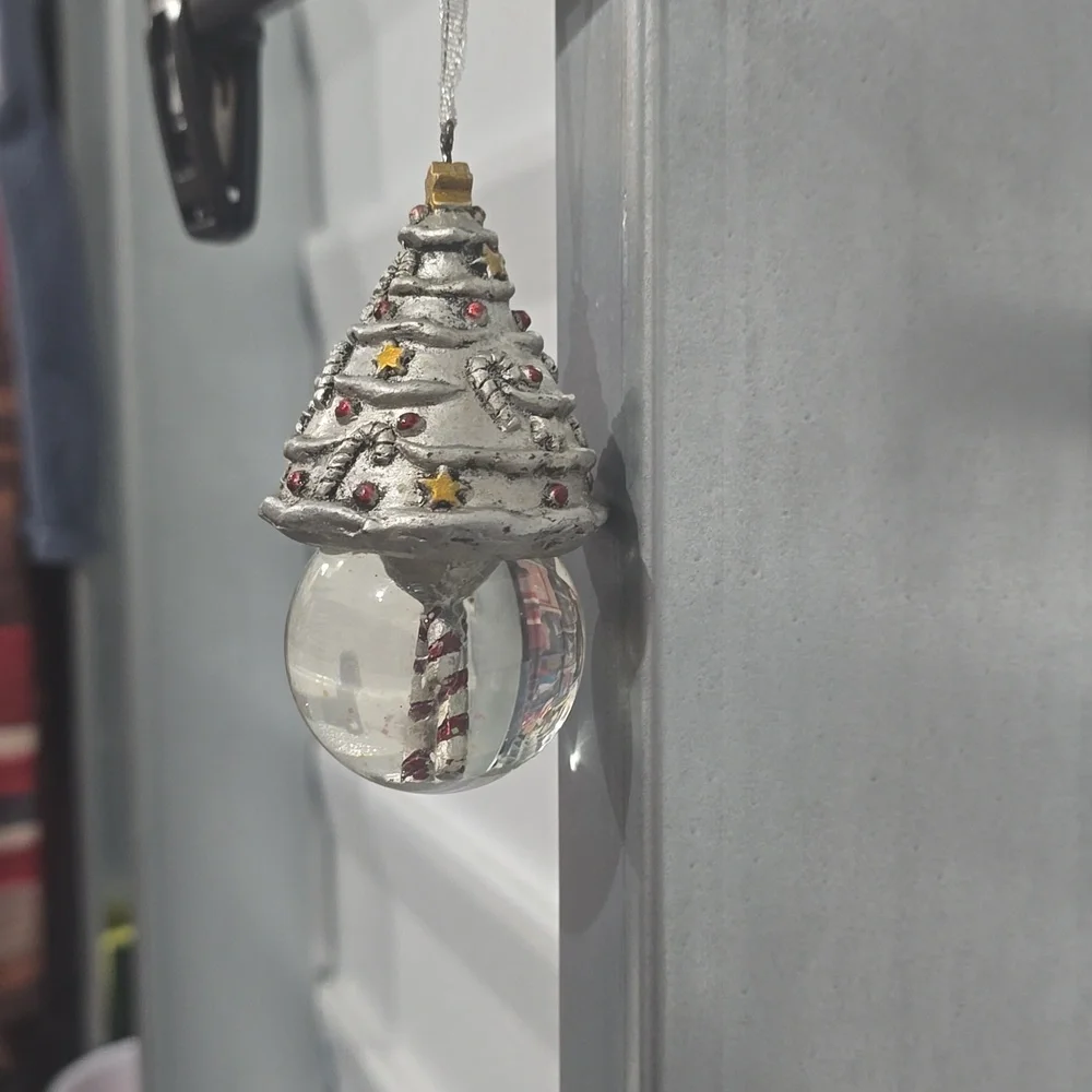 Festive‎ Christmas Tree Ornament with Candy Cane